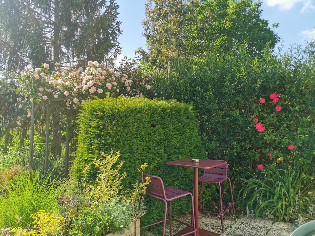 La Coticia Bed & Breakfast Coutiches Bagian luar foto