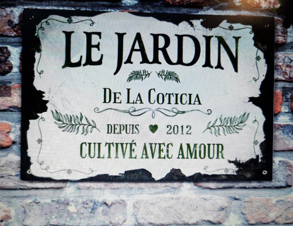 La Coticia Bed & Breakfast Coutiches Bagian luar foto