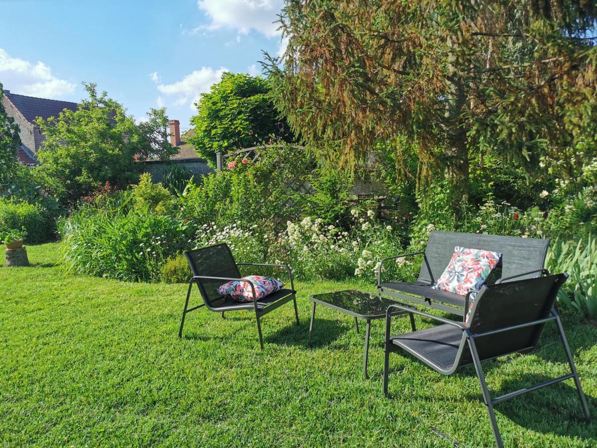 La Coticia Bed & Breakfast Coutiches Bagian luar foto