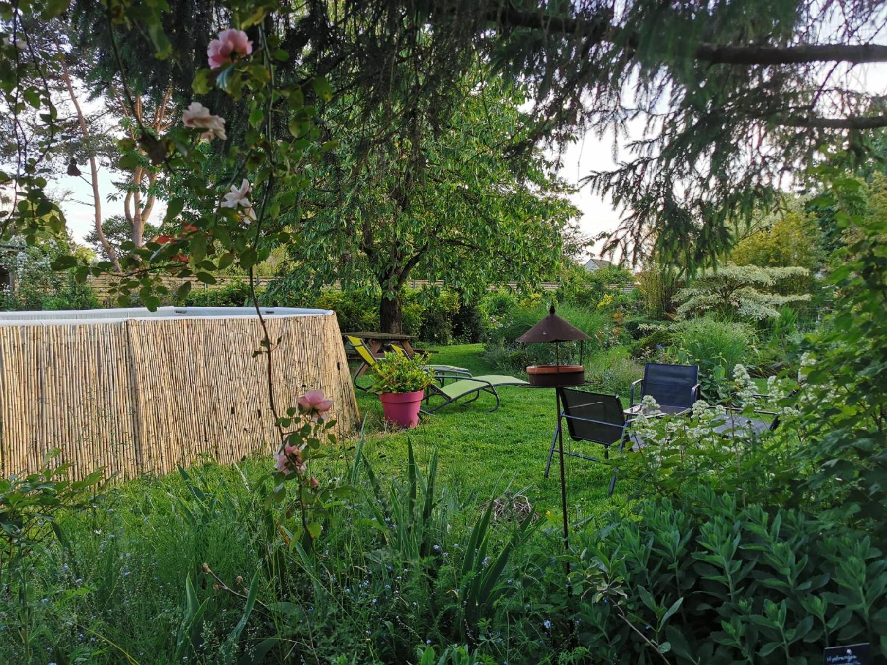 La Coticia Bed & Breakfast Coutiches Bagian luar foto